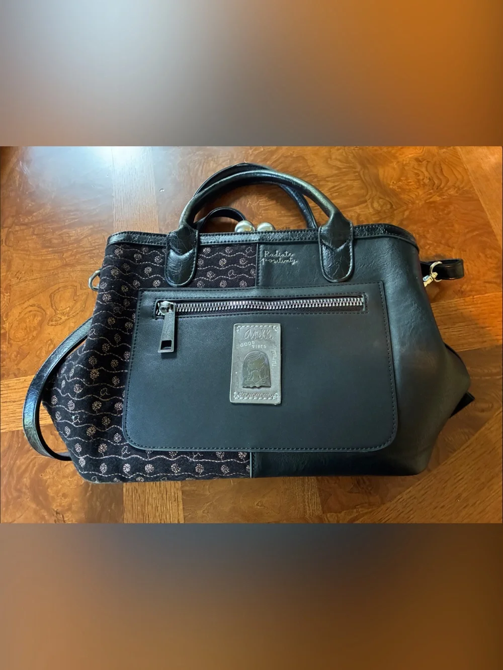 Anekke Universe Spirit Black Embroidered German Handbag